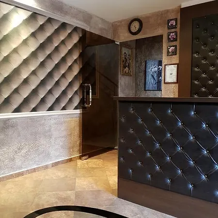 Club Complex Apartment